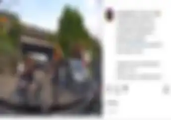 Kakek-kakek Bawa Motor Honda Revo Asal Angkut Tiang, Satu Pemotor sampai Kepental
