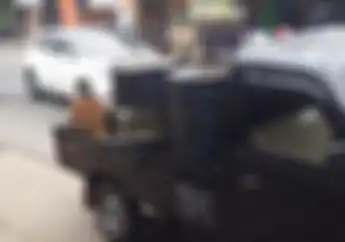 Terendus Kemana Larinya Oli Bekas yang Dikumpukan Pengepul dari Bengkel Tak Terduga Dibuat Beginian