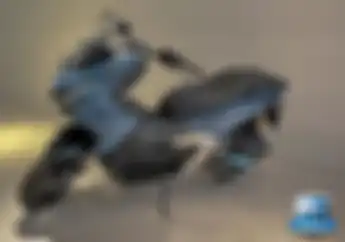Bikin Iri, Warna Spesial Motor Honda ADV 160 2023 Rilis Cuma di Negara Ini