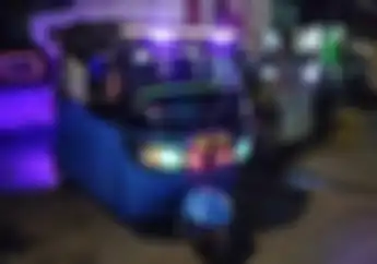 Salut Pasangan Suami Istri Mudik dari Jakarta Utara ke Pemalang Naik Bajaj, Ongkosnya Cuma Rp 300 Ribu