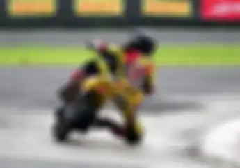 Modifikasi Motor Ala Road Race Perhatikan Pilihan Ban Aman Cornering