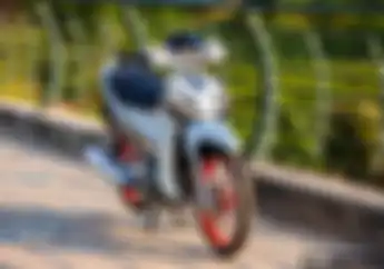 Ala Vietnam Look, Modifikasi Motor Supra Bapak Warna Body Elegan Kaki-Kaki Bikin Segan