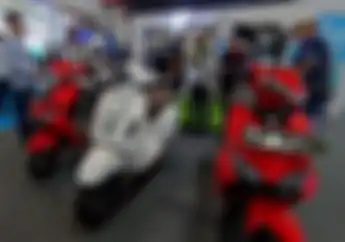 Rekomendasi Motor Listrik  Rp 15 Jutaan, Cocok Untuk Pelajar dan Emak-emak