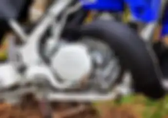 Motor 2-Tak Baru Masih Dijual Yamaha Indonesia, Kok Tidak Bisa Dipakai di Jalan?