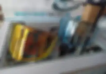 Punya Kaca Helm Berwarna Iridium, Jangan Asal Kalau Habis Kehujanan Nanti Nyesel