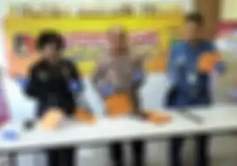 Kejam Gangster Serang Seorang Bapak yang Melerai Tawuran di Bekasi, Korban Bersimbah Darah