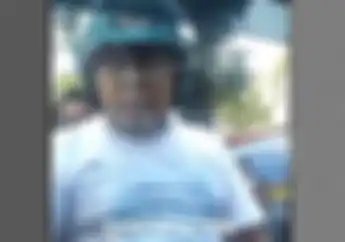 Sok Keras Pria Diduga Debt Collector Ngamuk Gedor Kaca Mobil, Ditantang Sopir Malah Mundur