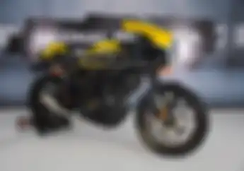 Kerennya Modifikasi Motor Yamaha XSR 155 Cafe Racer Tema Bodi Spesial, Rem dan Part Lain Mewah