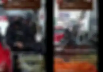 Video Ngabers di Surabaya Naik Honda Vario Lawan Arah Padahal Dendanya Besar
