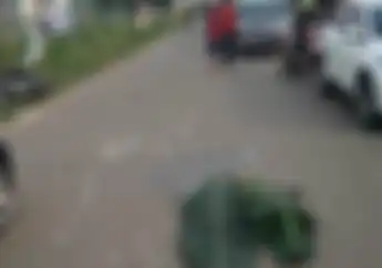 Gagal Nyalip Berujung Maut, Pemotor Honda Supra X Tewas di Kolong Mobil Boks di Surabaya