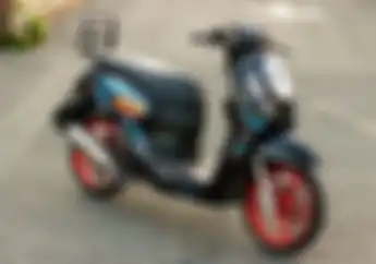 Modifikasi Motor Honda Scoopy Sporty dan Elegan, Sandaran Belakang dan Part Mewah Lain Menyatu