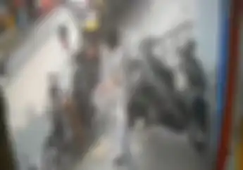 Warga Jakarta Utara Waspada Begal Handphone Naik Motor Honda BeAT Beraksi Siang Bolong