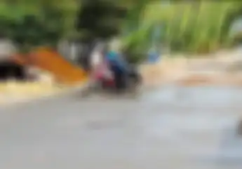 7 Kasus Motor Terobos Jalan Dicor Belum Kering Bikin Warga Emosi, Bukan Baru Sekali