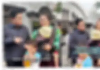 Sedih Perjuangan Ibu 2 Anak Jadi Driver Ojol, Nasib Berubah Usai Foto Bareng Erick Thohir