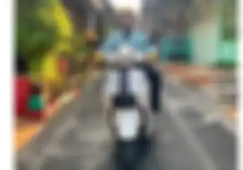 Bawa Motor di Gang Sempit Wajib Tahu 8 Cara Aman Biar Tidak Celaka
