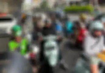 Ngabuburit Naik Motor Menurut Ustadz Subhan Bawazier, Bagaimana Hukumnya?