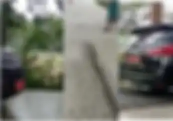 Viral Mobil Pelat Merah Libas Jalan Dicor di Sumsel, Kadispora Lubuklinggau Bilang Mau Ganti Rugi