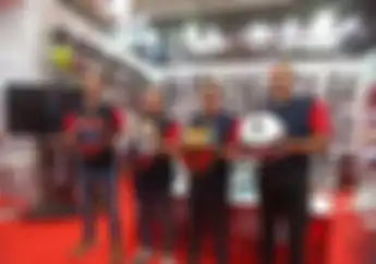Keluar di GIIAS 2023, Helm Murah Bernama SMK Meluncur dan Diskon Sampai 20 Persen