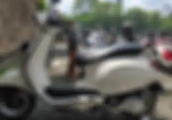 Warga Bekasi Merapat, Bayar Uang Jaminan Rp 4 Jutaan Vespa Sprint 150 Bisa Dibawa Pulang 