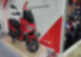 Dibanding Beli Sewa Baterai Motor Listrik Polytron Diklaim Lebih Irit Cuan, Kok Bisa?