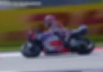 Jorge Martin Dapat Penalti di MotoGP Austria 2023 Gegara Bikin Tumbang 3 Pembalap, Valentino Rossi Sampai Tutup Muka