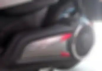Aneh Motor Listrik Vespa Elettrica yang Harganya Hampir Rp 200 Juta Kayak Vespa 2-Tak, Enggak Ada Standar Samping?