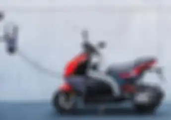 Kata PLN Daya Listrik Minimal Bagi Pemilik Motor atau Mobil Listrik Agar Meteran KWH Tak Anjlok