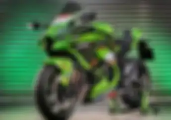 Keren Kawasaki Ninja ZX-10RR Edisi Spesial WSBK Bukan Modifikasi Motor Harganya Kok Lebih Murah