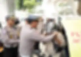 Wih 200 Helm Gratis Dibagikan Polda Sumut Selama Operasi Zebra 2023