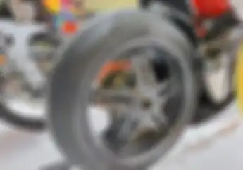 Sultan Pengen Modifikasi Motor, Pelek Karbon Seharga 3 Honda BeAT Bisa Dibeli