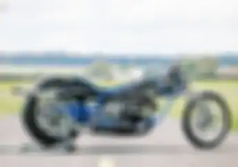 Gahar Modifikasi Motor 2-Tak Yamaha RD350, Dua Mesin Jadi Satu di Konsep Drag Bike