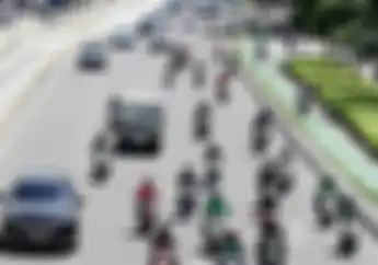 Awas Cuaca Panas Terik, Dehidrasi Saat Naik Motor Bisa Berakibat Fatal, Nih Penjelasan Dokter