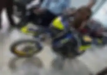 Kawasaki KLX 150 D-Tracker Sudah Modifikasi Supermoto Di Lelang Rp 12 Juta, Surat-surat Lengkap