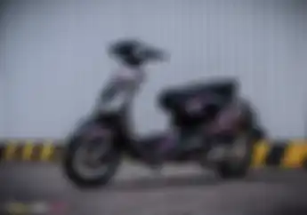 Grafis Airbrush di Modifikasi Motor Vespa Sprint Ini Tampil Mencolok, Pamer Kaki-Kaki Hedon Juga
