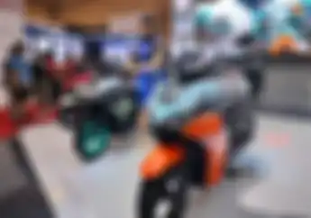 Modifikasi Motor Yamaha Aerox Bisa Ngacir Ganti Parts Ini, Mesin Standar Aja