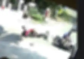 Tiga Anak SD Sewa Sepeda Listrik Berujung Ditabrak Motor di Sukabumi