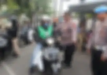 Terkena Razia Pajak Kendaraan Bermotor di Ciamis, Pemotor Ini Malah Senang