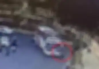 Pemotor Yamaha Vega R Boncengan Senggol Bus Sampai Oleng di Gunungkidul, Penumpang Meninggal Dunia