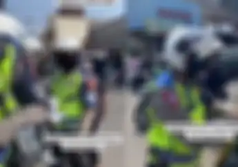 Pemotor Cewek Ngeyel Ogah Ditilang Karena Gak Pakai Helm Alasannya Bikin Netizen Gemas Campur Kesal