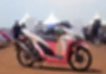 Modifikasi Hedon Honda Vario 125 Tampang Imut Tapi Sangar Untuk Sunmori