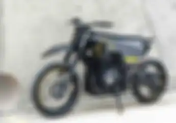 Modifikasi Motor Royal Enfield Himalayan Scram 411 Supermoto, Bodi Ramping Siap Balapan