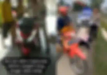 Video Kocak Emak-emak di Ponorogo Ngambek Motor Baru Enggak Sesuai Harapan, Polisi Sampai Turun Tangan