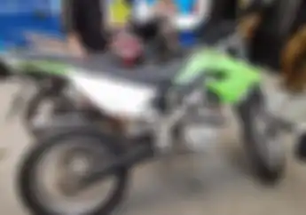 Siapkan Rp 5 Juta Penggemar Trabasan Bisa Bawa Pulang Kawasaki KLX 150S Dokumen Lengkap