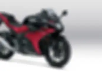 Honda CBR dan Kawasaki Ninja Ketar Ketir Suzuki GSX250R 2024 Dua Silinder Diam-Diam Meluncur Harga Cuma Segini