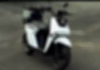Bukan Cuma Bikin Kendaraan Perang, PT Pindad Luncurkan Motor Listrik EV-Scooter Sekali Ngecas Tembus 100 Km