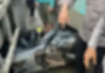 Polisi Ikhlas Motor Yamaha NMAX Miliknya Buat Ganjal Bus Mogok di Kalbar Cegah Tabrak Kendaraan Lain