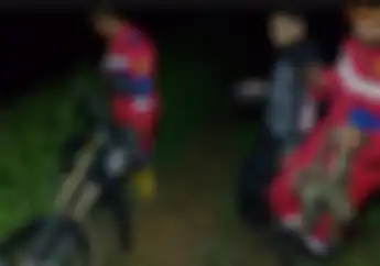 Jangan Terlalu Percaya Google Maps, Pemotor Honda CRF Nyaris Masuk Jurang di Bogor