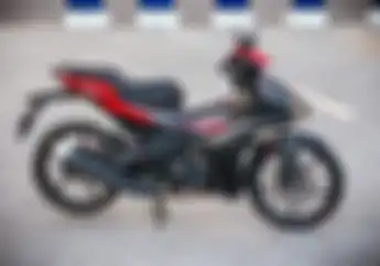 Berani Beda Modifikasi Motor Yamaha MX King 155 Fokus Lampu dan Aksesoris