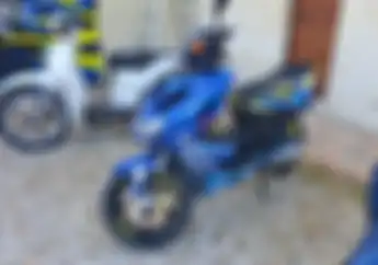 Penampakan Motor Modifikasi Yamaha Aerox Langka di Markas Valentino Rossi Pakai Knalpot Brong?