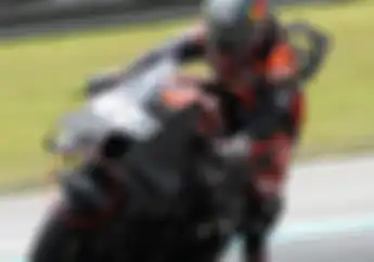 Inovasi Terbaru KTM di Tes Shakedown MotoGP Sepang Pasang Sayap di Sepatbor Depan Bikin Ducati Wajib Waspada